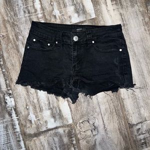 Woman’s Jean shorts